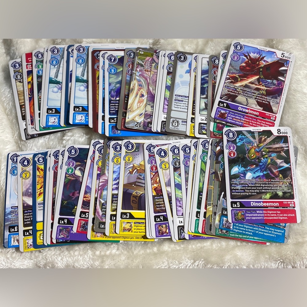 60 Digimon Cards EUC